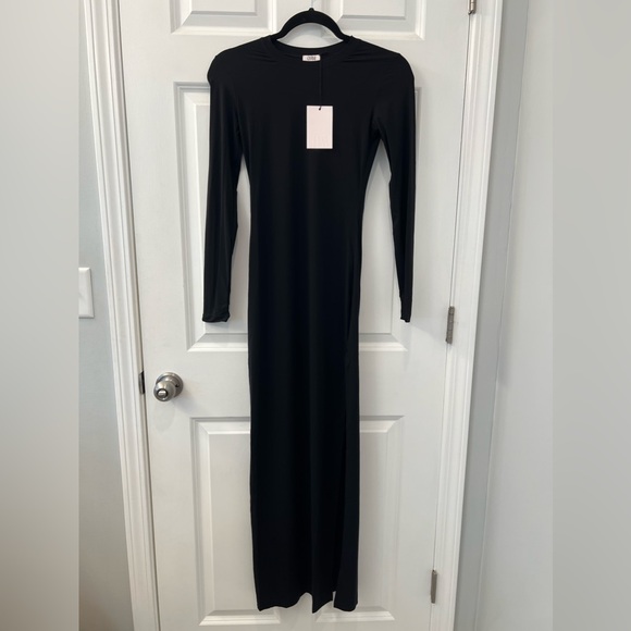 NWT CHAM Long Black Dress Fitted Long Sleeve High Slit $279 Medium/Large - Picture 4 of 7